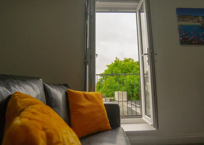 Modern Apartments Near Cardiff City Centre